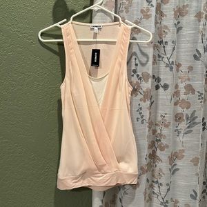 Express never worn ax top in blush